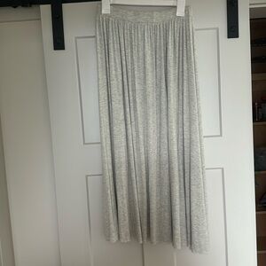Oak + Fort Ribbed Midi Skirt – Light Gray, Size L